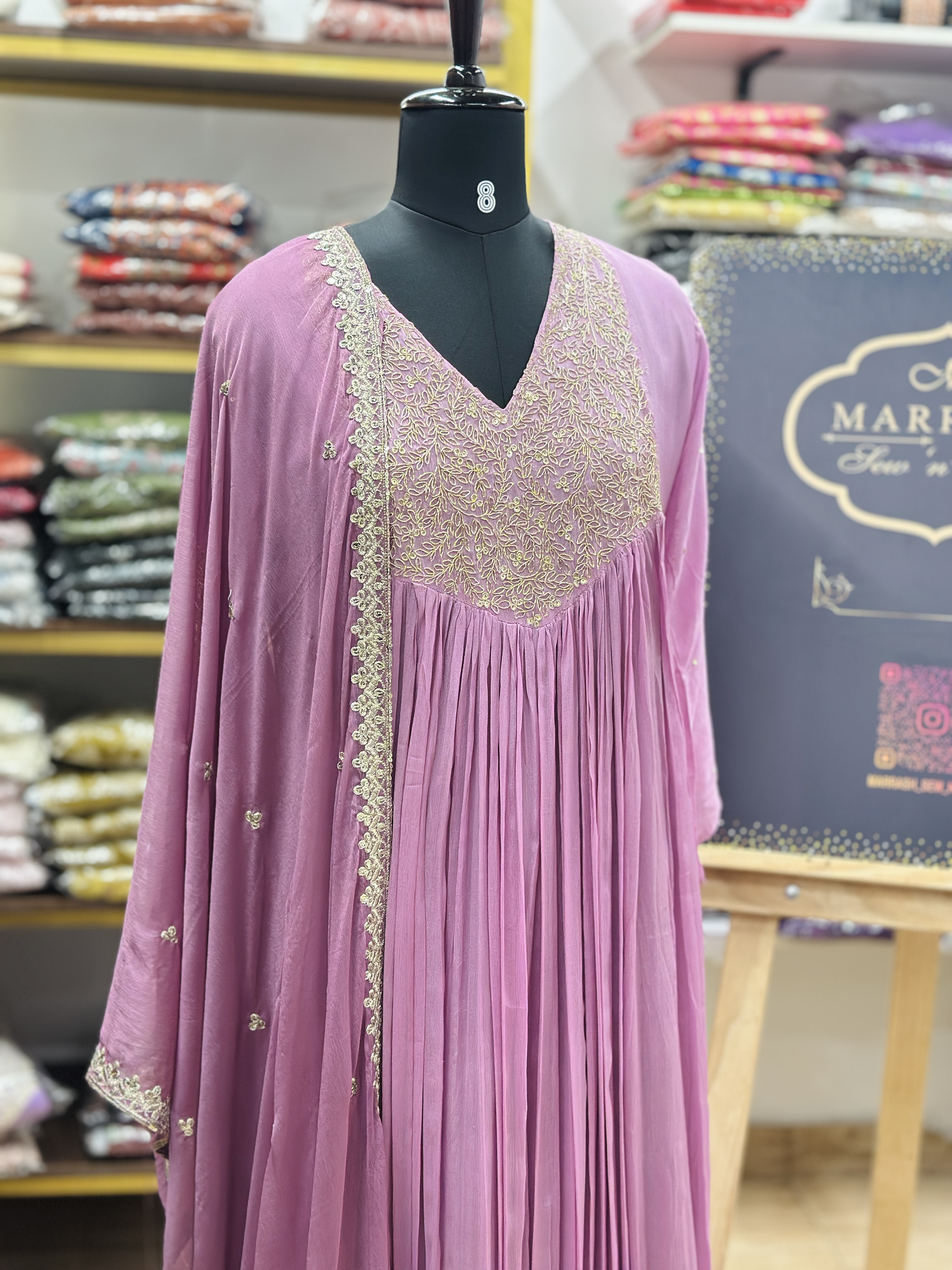 Chinon silk partywear suit